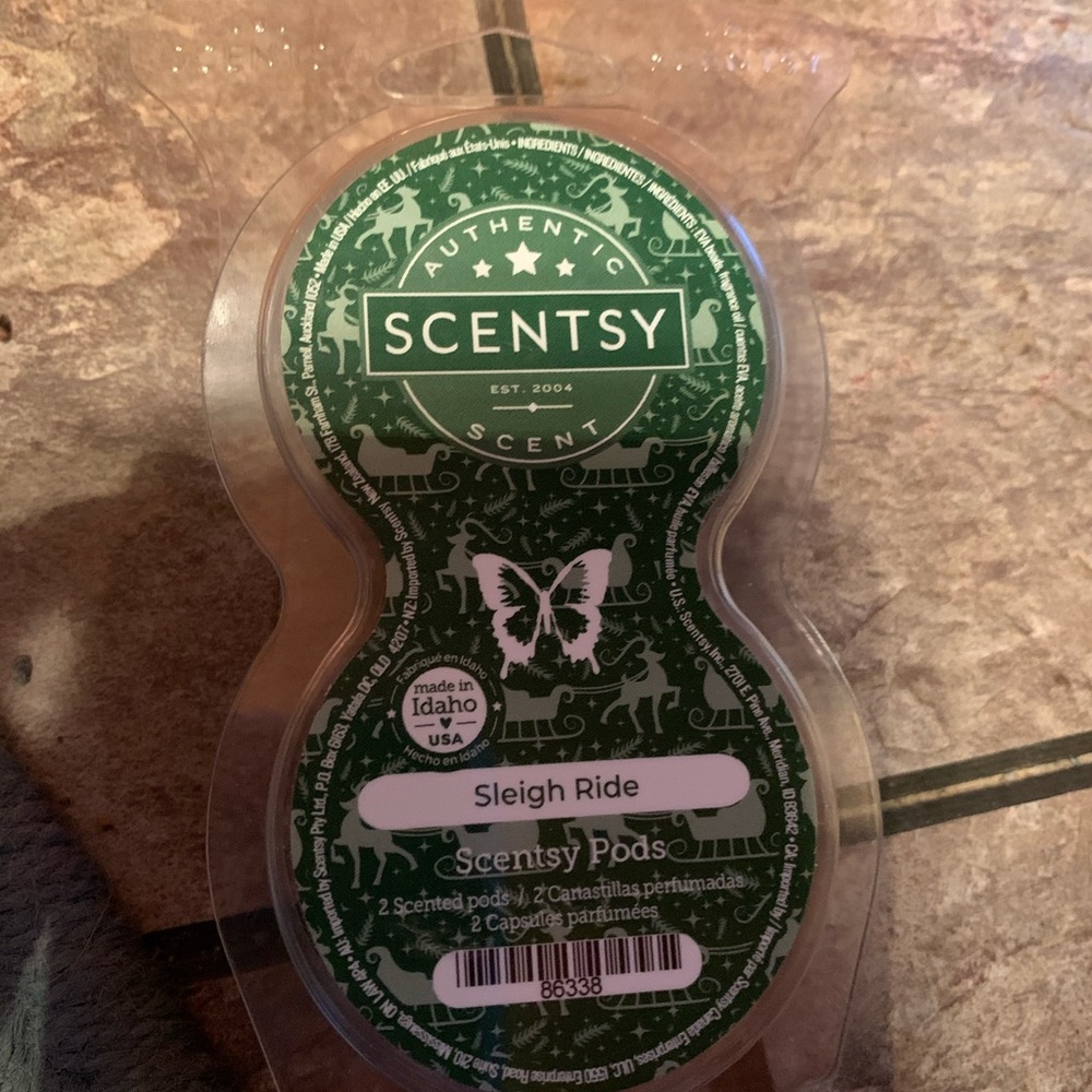 Pods selling individual scentsy